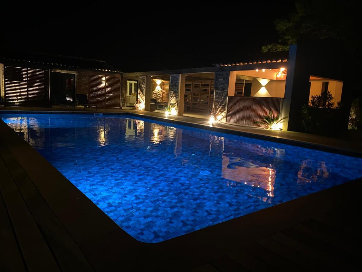 Magnifique Villa Avec Piscine Au Coeur Des Vignes Cogolin Buitenkant foto