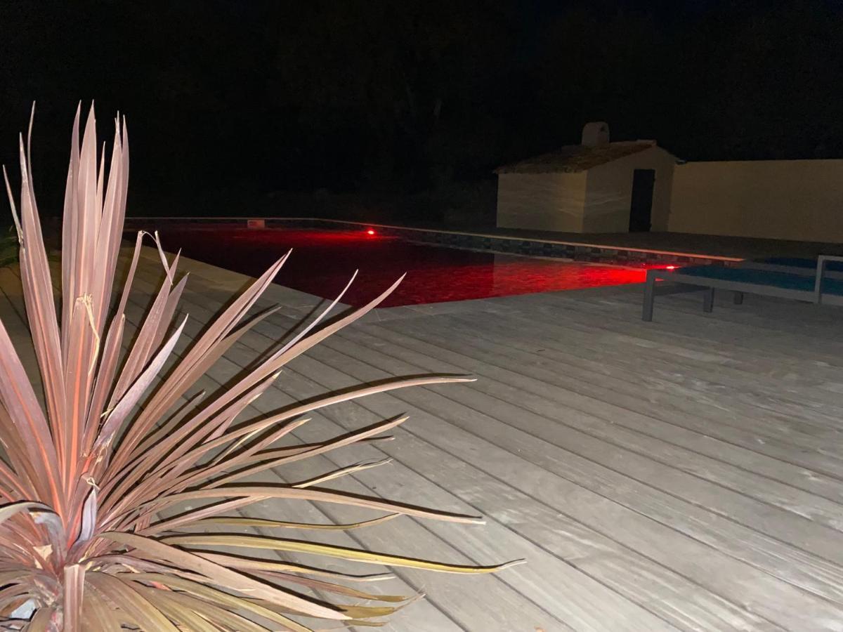 Magnifique Villa Avec Piscine Au Coeur Des Vignes Cogolin Buitenkant foto